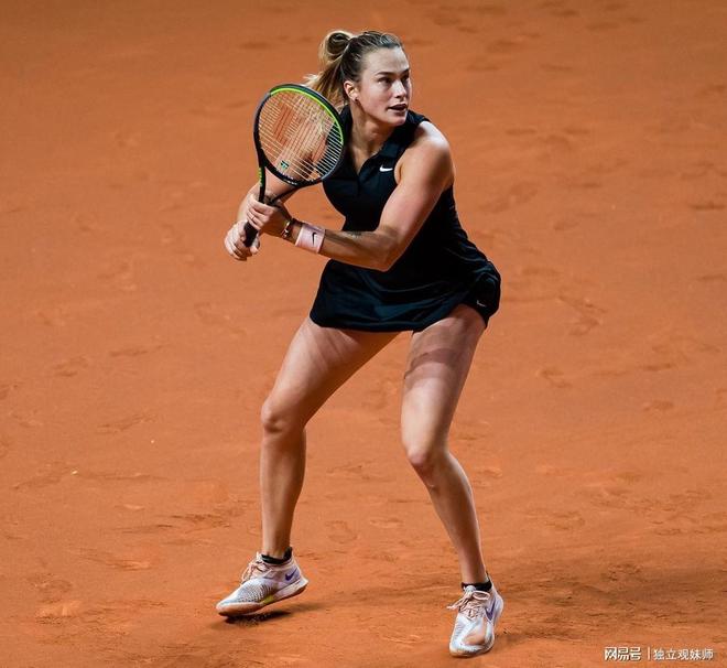 脚推进至肋 脚推进至肋